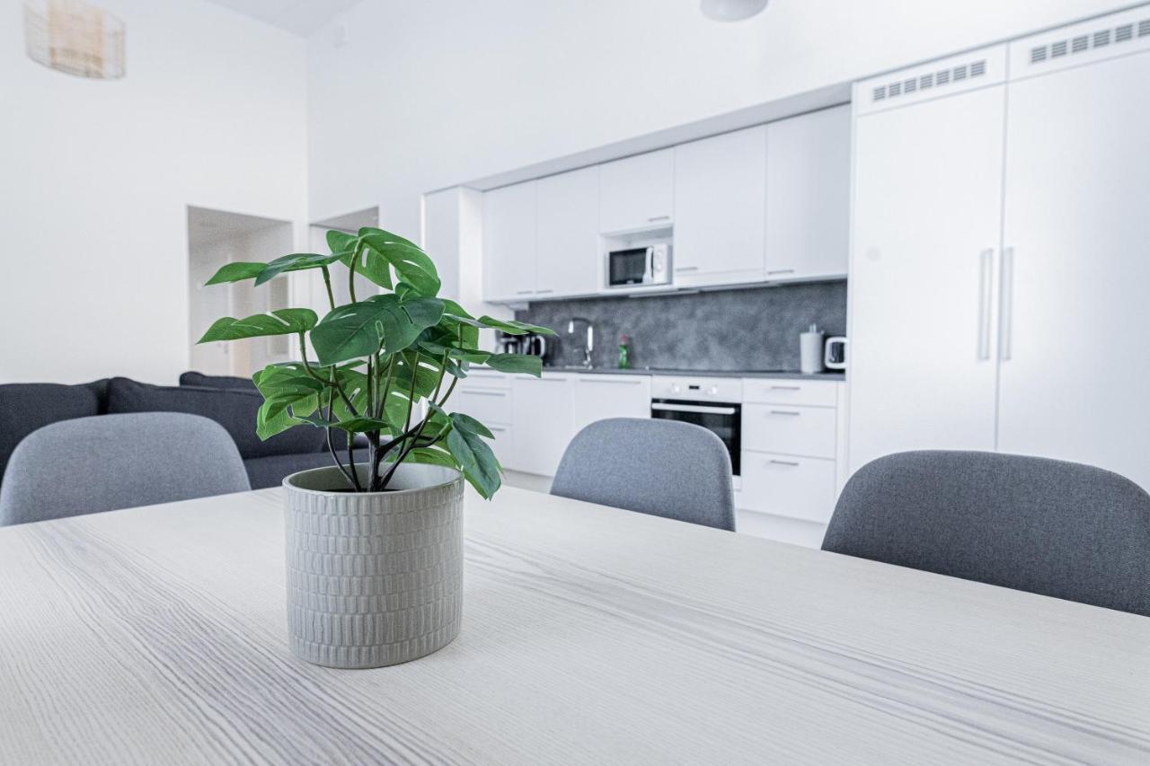 هلسنكي Sleepwell Apartments Malaga With Private Sauna And Parking المظهر الخارجي الصورة